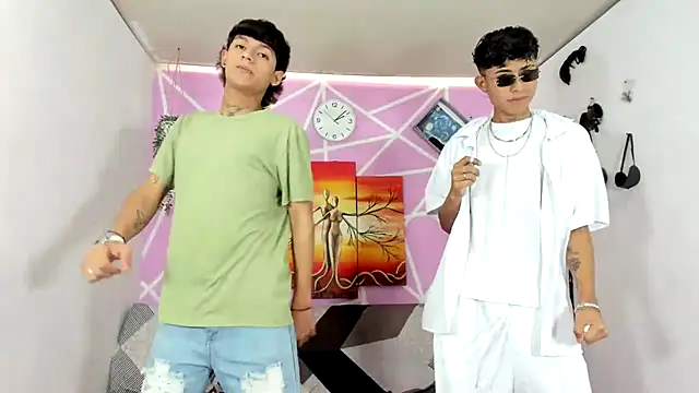 Snapshot of Fresahot2005 chatting on February 3, 7:10 pm Fresahot2005 online show from February 3, 7:10 pm