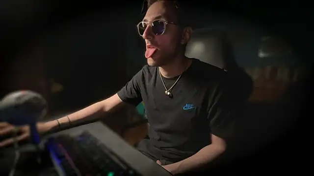 Stefisexy91 online show from October 16, 8:43 pm