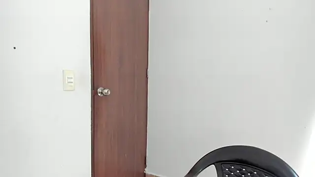 Snapshot of Dante_Damare chatting on February 9, 2:18 pm Dante Damare online show from February 9, 2:18 pm