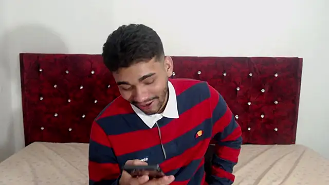 Snapshot of Dante_Damare chatting on September 8, 10:53 pm Dante Damare online show from September 8, 10:53 pm