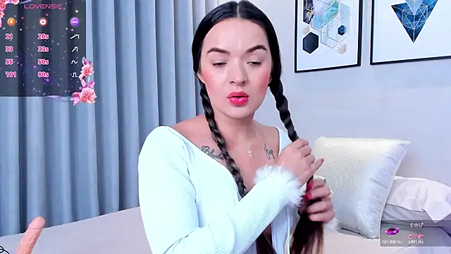 lennabell online show from February 3, 6:49 pm