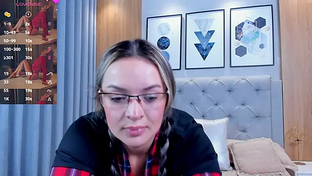 lennabell online show from February 2, 6:17 pm