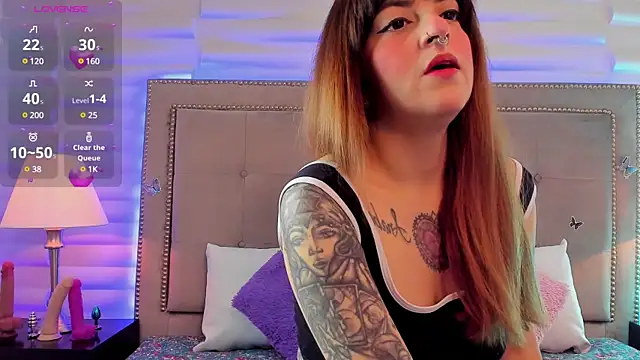 Liz grey  online show from December 26, 9:58 pm
