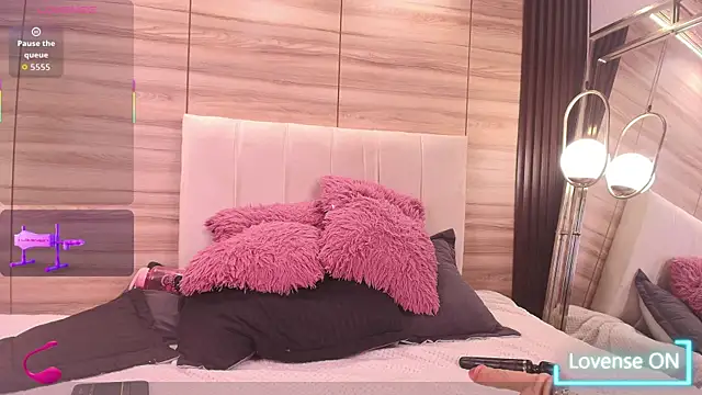 danika mori1 online show from May 7, 3:12 am