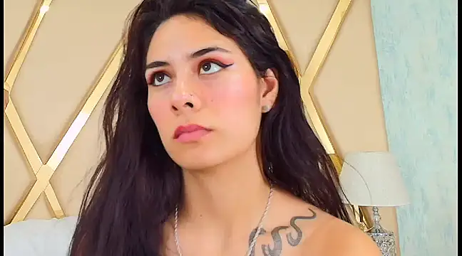 NicoleEsposito online show from January 18, 9:45 am