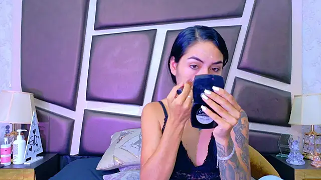 NicoleEsposito online show from May 9, 12:32 pm