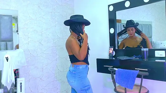 AlisonJaimes online show from October 9, 1:42 pm