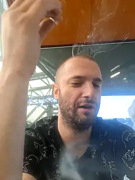 Zlyzloba21 online show from May 13, 1:52 pm