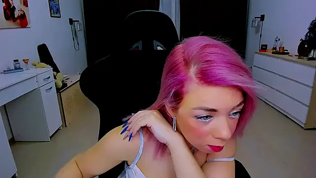 littleSiyfairy online show from December 2, 3:26 am