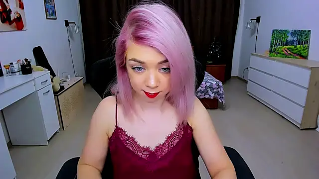 littleSiyfairy online show from December 16, 7:37 am