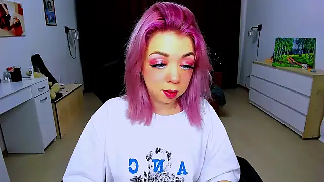 littleSiyfairy online show from December 29, 7:28 am