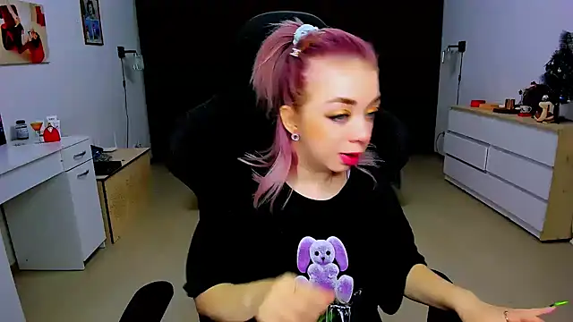 littleSiyfairy online show from January 13, 3:34 am