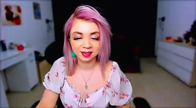 littleSiyfairy online show from January 15, 10:49 am
