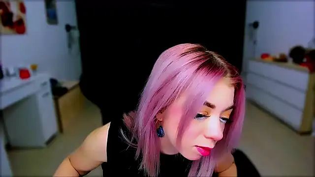 littleSiyfairy online show from January 20, 6:31 am