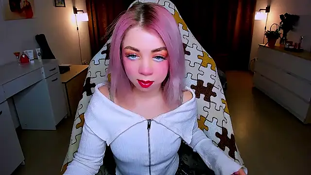 littleSiyfairy online show from January 27, 8:40 am