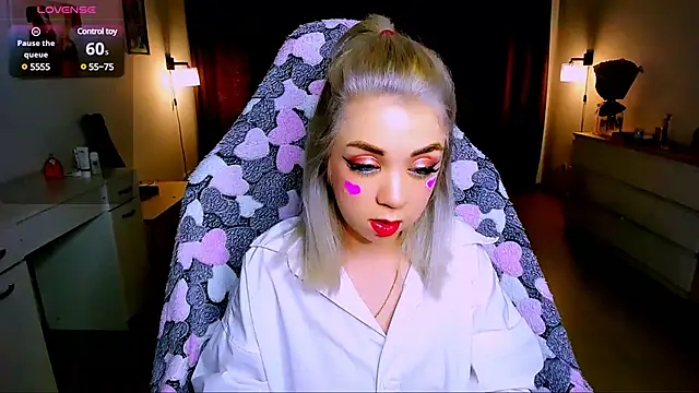 littleSiyfairy online show from February 14, 12:14 pm