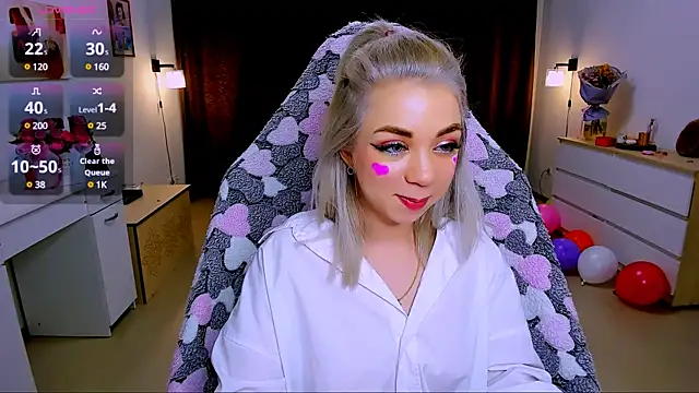 littleSiyfairy online show from February 14, 3:15 pm