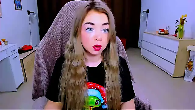 littleSiyfairy online show from March 14, 3:48 am