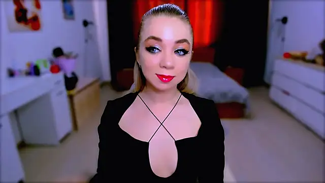 littleSiyfairy online show from September 17, 7:43 am
