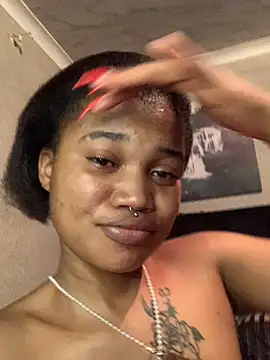 Snapshot of cardibabe chatting on December 8, 8:04 pm cardibabe online show from December 8, 8:04 pm