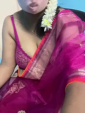 Snapshot of sajeetha chatting on June 4, 3:18 pm sajeetha online show from June 4, 3:18 pm