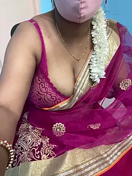 Snapshot of sajeetha chatting on June 5, 3:24 am sajeetha online show from June 5, 3:24 am
