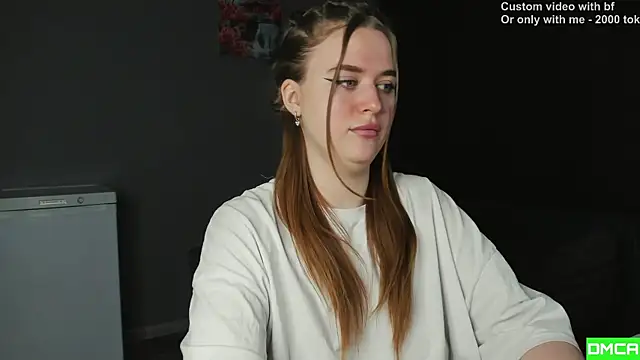 Pinku kitsune online show from January 10, 1:29 am