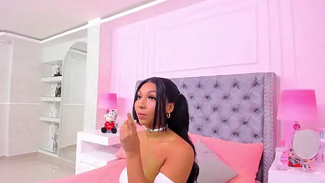 Snapshot of HaileeRoberts chatting on January 25, 12:16 pm HaileeRoberts online show from January 25, 12:16 pm