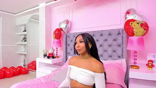 Snapshot of HaileeRoberts chatting on February 17, 12:38 pm HaileeRoberts online show from February 17, 12:38 pm