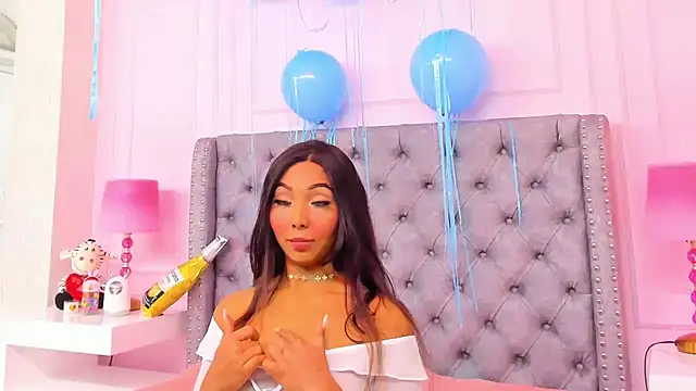 HaileeRoberts online show from September 29, 1:05 pm