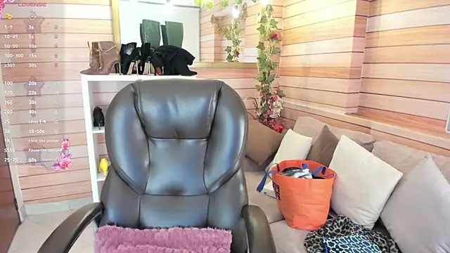 Victoria collins 1 online show from March 15, 11:27 am