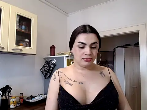 Dulce hot 23  online show from May 10, 3:06 pm