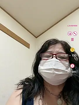 Snapshot of ryoko6681 chatting on May 13, 8:27 pm ryoko6681 online show from May 13, 8:27 pm