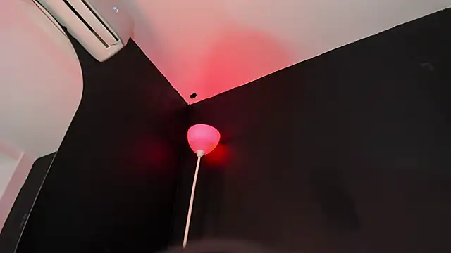 ALICEPOIXXXON online show from December 21, 11:01 am