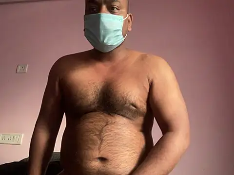 Snapshot of princeraj42 chatting on February 11, 10:59 am princeraj42 online show from February 11, 10:59 am