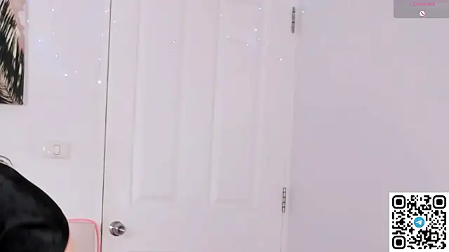 Snapshot of AngelPaull chatting on March 27, 11:04 pm AngelPaull online show from March 27, 11:04 pm