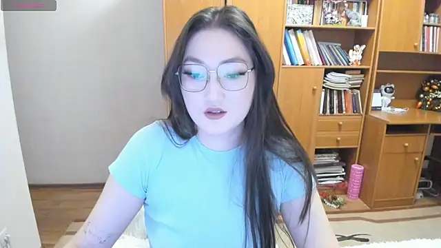 nliki4506 online show from December 12, 5:15 pm