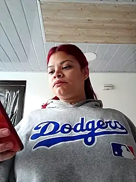 IamAlana  online show from May 17, 12:34 pm
