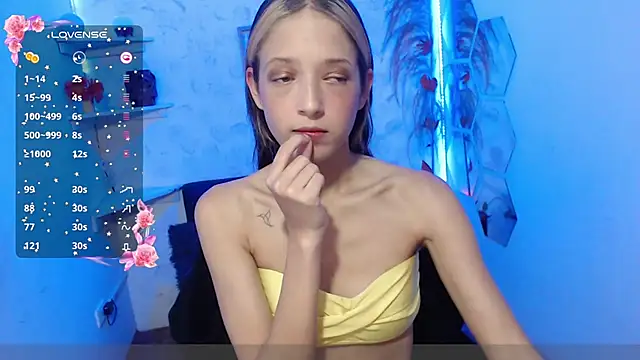 ZoePrest  online show from February 14, 6:02 am