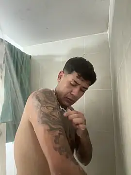 Snapshot of relsb123 chatting on December 20, 4:41 am relsb123 online show from December 20, 4:41 am