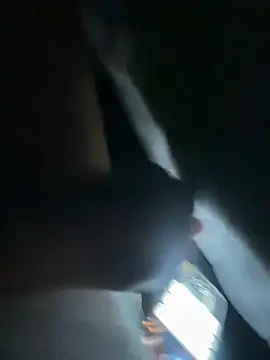 Snapshot of relsb123 chatting on February 3, 12:31 am relsb123 online show from February 3, 12:31 am