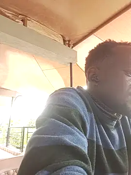Snapshot of Dark_Big_Black chatting on June 17, 11:45 am Dark Big Black online show from June 17, 11:45 am