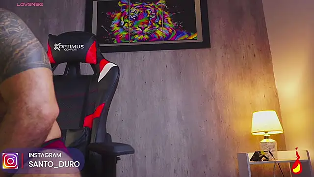 Snapshot of king_hard chatting on March 13, 10:11 am king hard online show from March 13, 10:11 am