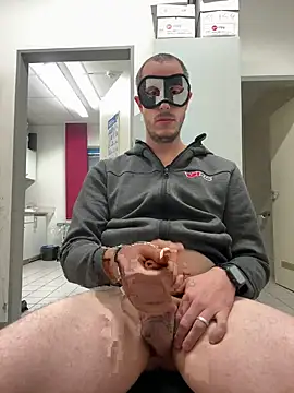 Snapshot of MellidenisGeil chatting on November 7, 6:13 am MellidenisGeil online show from November 7, 6:13 am