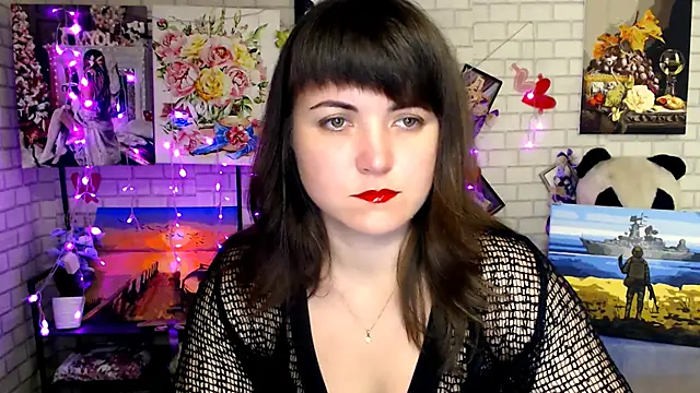 Snapshot of Darina_M_ chatting on October 25, 3:47 am Darina M online show from October 25, 3:47 am