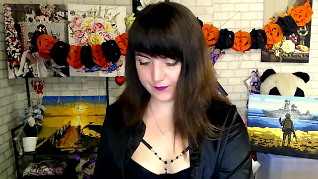 Snapshot of Darina_M_ chatting on October 31, 4:46 am Darina M online show from October 31, 4:46 am