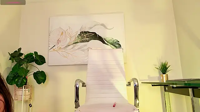 luna willians online show from May 11, 6:49 pm