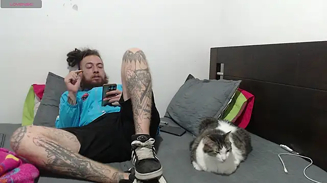 Nanna and Balder online show from February 10, 1:14 am