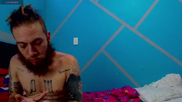 Nanna and Balder online show from December 22, 3:25 am