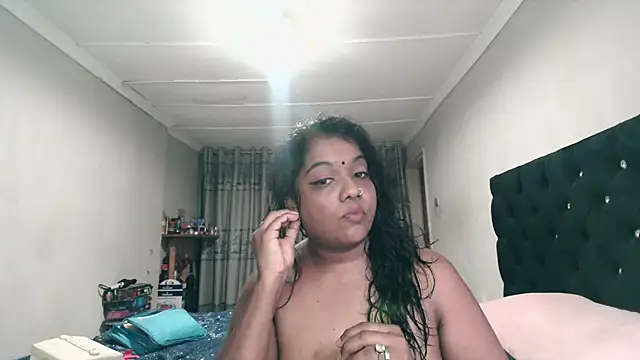Indianmayaxoxo online show from February 23, 1:41 pm